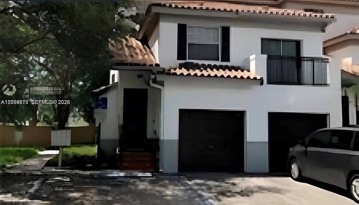 Villas De Tuscany Condo — Photo 1