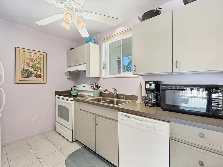 500 S Washington Dr #5B — Photo 9