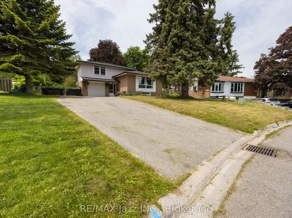 62 Crossley Dr, Pt Hope, ON L1A 3T5