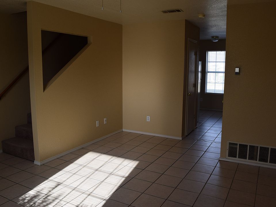 004_Living Room _07272021