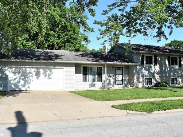 412 Indiana Ave, Iowa Falls, IA 50126
