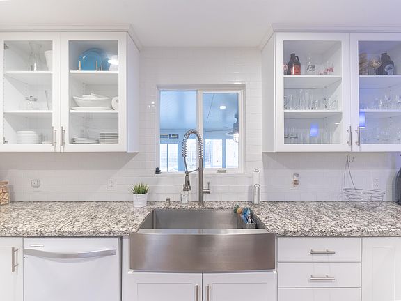 2nd image of 4573-77 Manitou Way