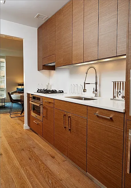 325 Lexington Ave #8B