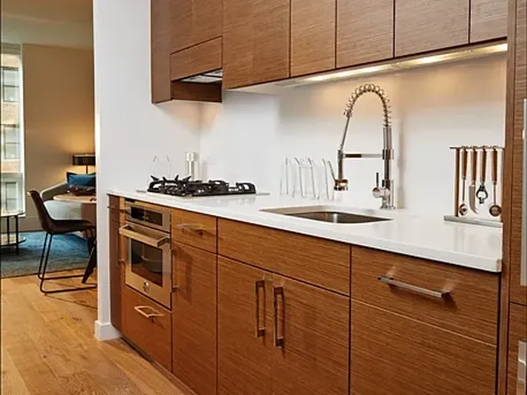 325 Lexington Ave APT 8B, New York, NY 10016