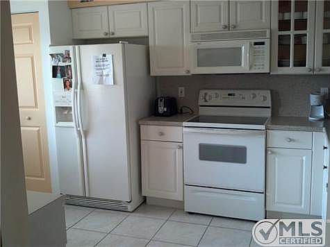 4th image of 12560 Majesty Cir APT 408