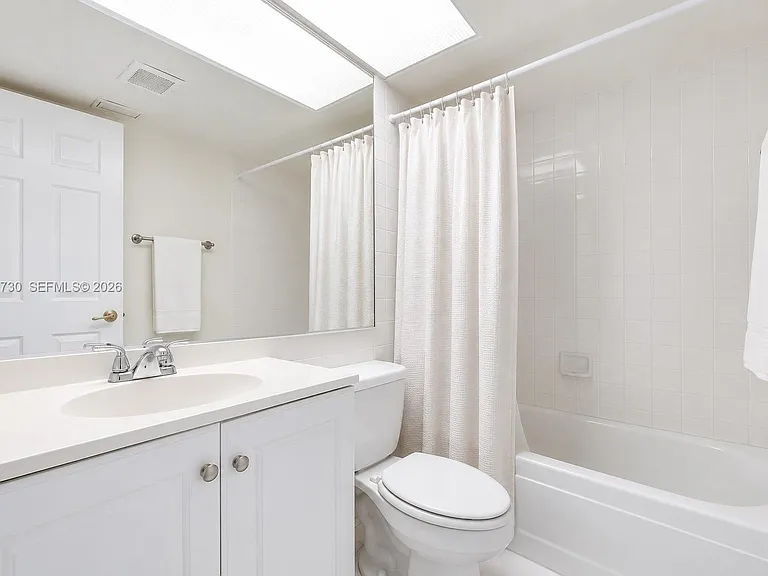 2622 SE 19th Ct #207-B — Photo 14