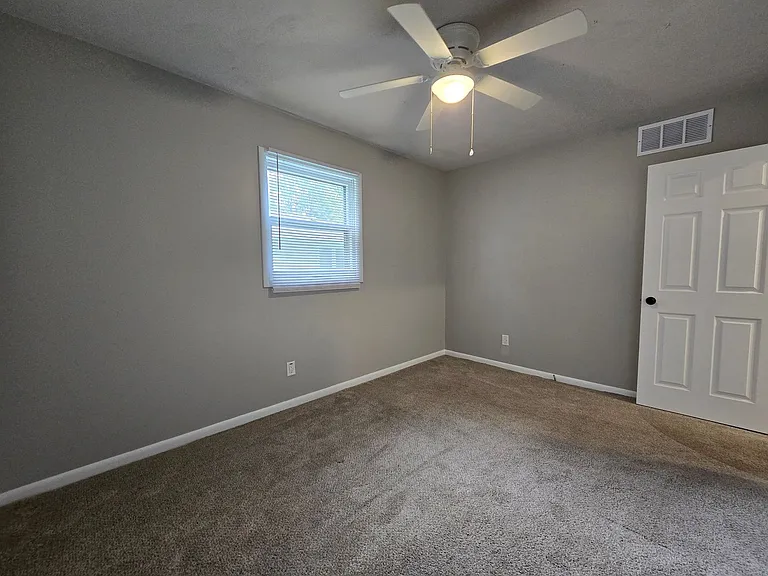 1208 Gettysburg Dr — Photo 12
