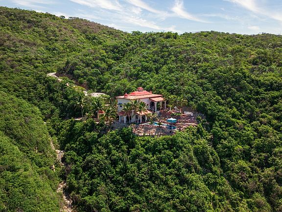 3rd image of Km 1 Villa Del Mar Rd