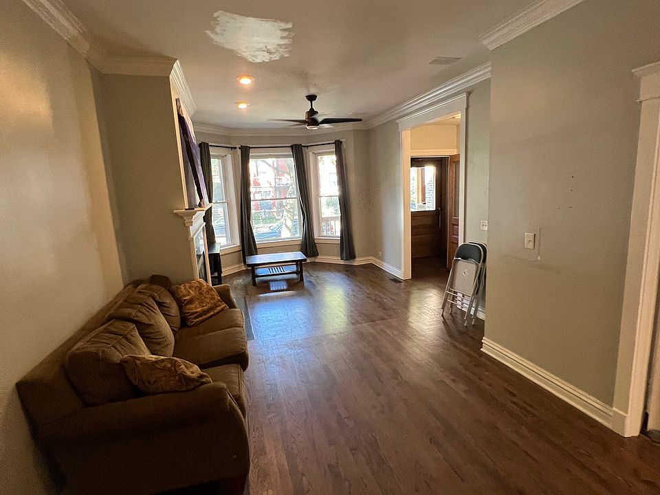 Family Room/Dining Room from dining area view