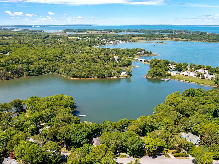 65 Waters Edge Rd — Photo 39