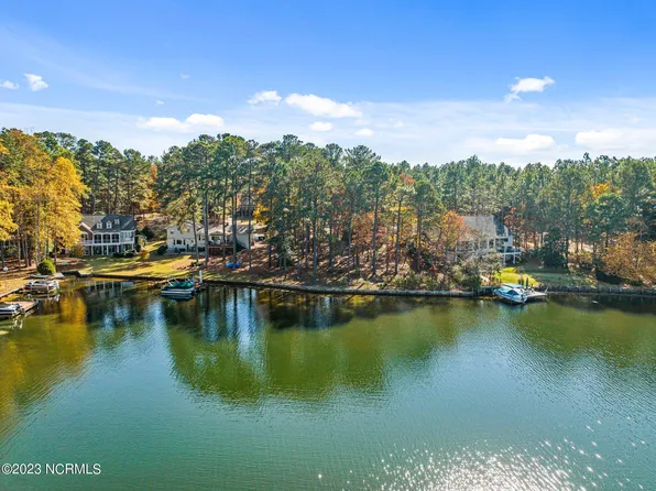 106 Lewallen Drive, West End, NC 27376