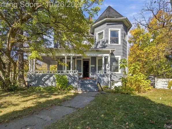 903 E Court St, Flint, MI 48503