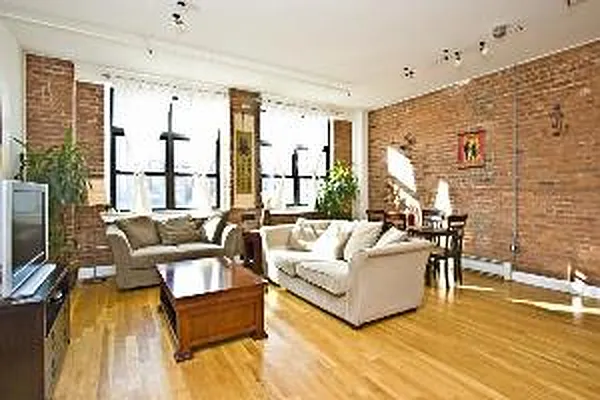 Rented by Corcoran | media 13