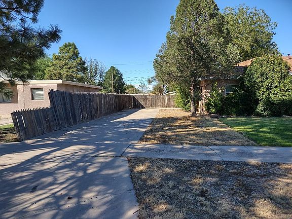 2nd image of 1711 W Alameda St