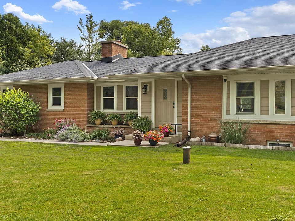 1st image of 11456 N Solar AVENUE