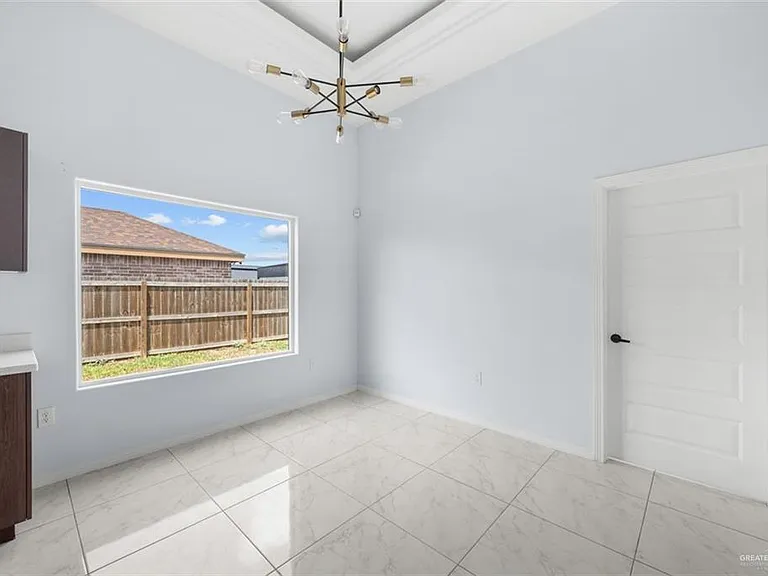 2307 San Charbel St — Photo 12