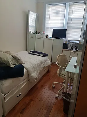 Rented by Aamen Realty | media 21