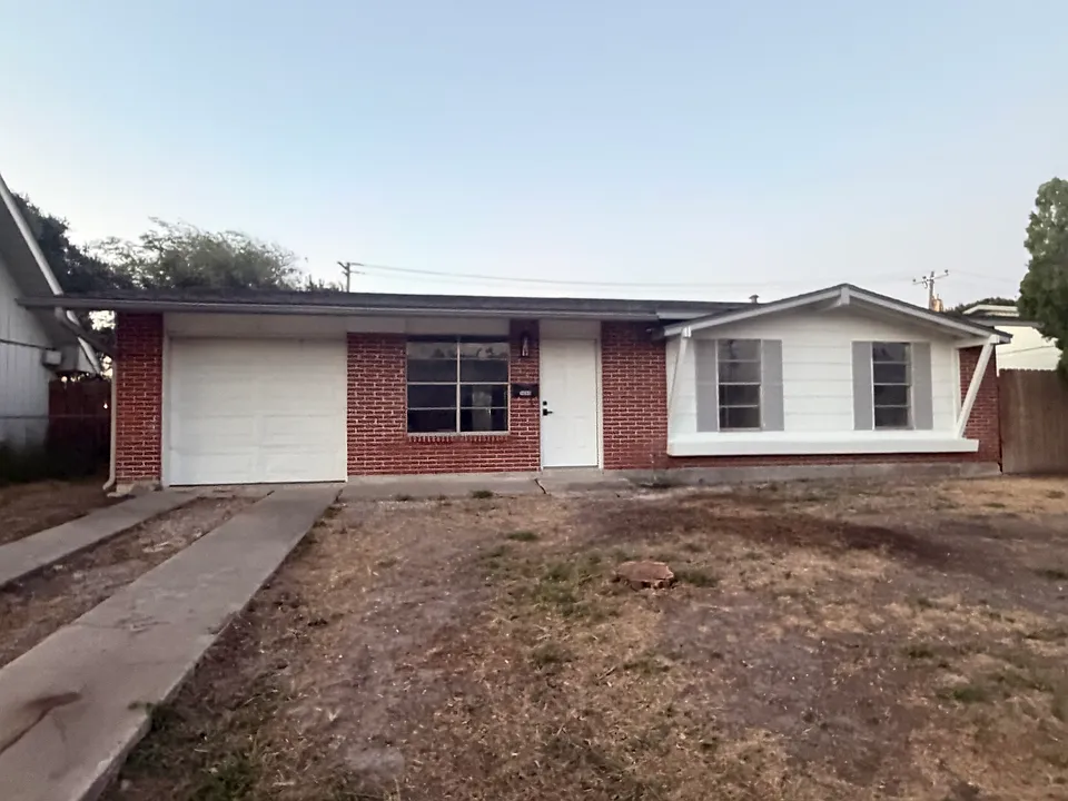 5606 Cain Dr