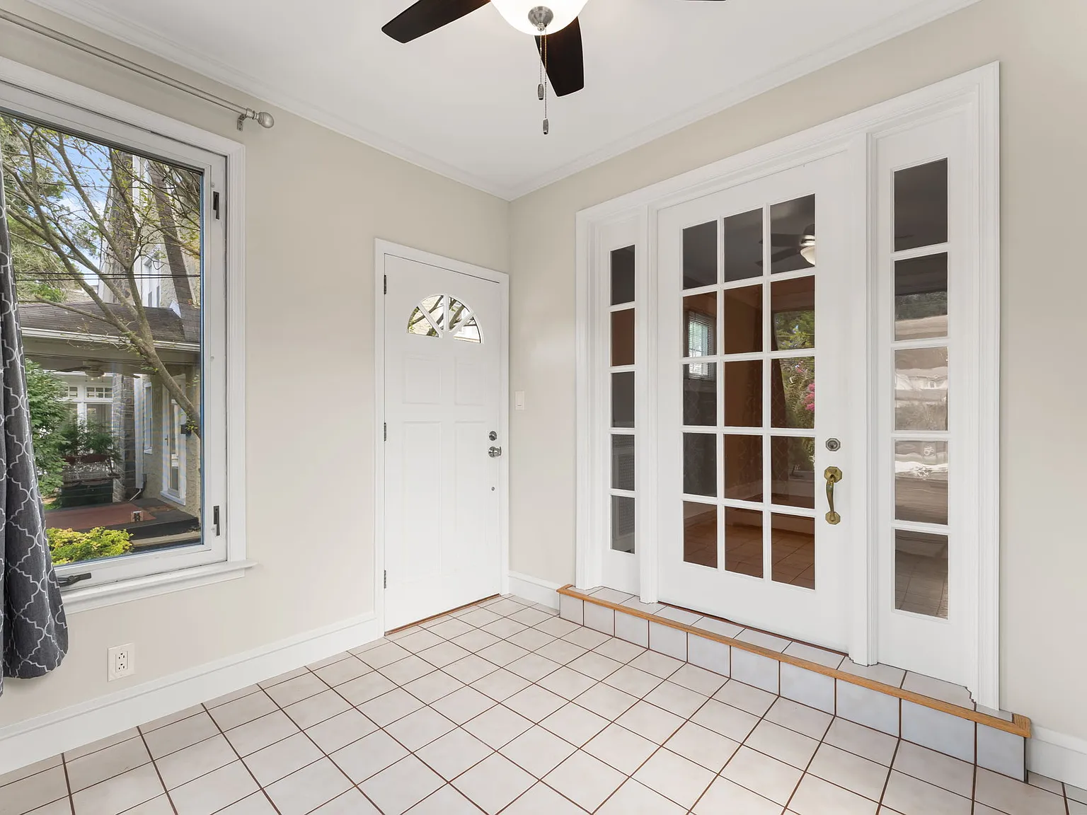 3 bed, 1280 sqft, $4,150 — Photo 4