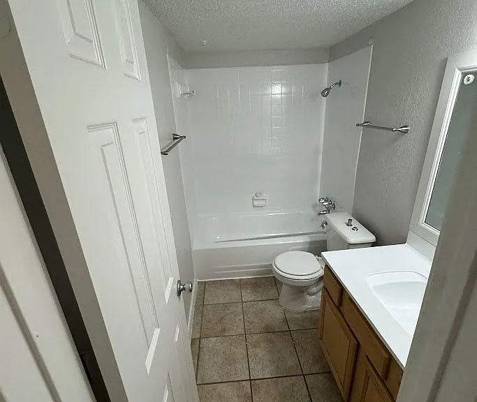 Le Montreaux Apartments — Photo 59