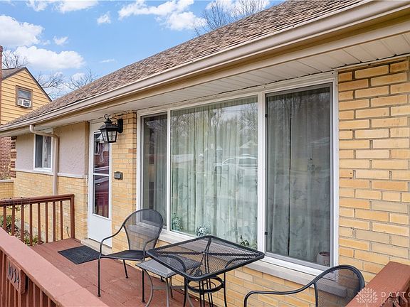 2nd image of 1054 Grayview Ct