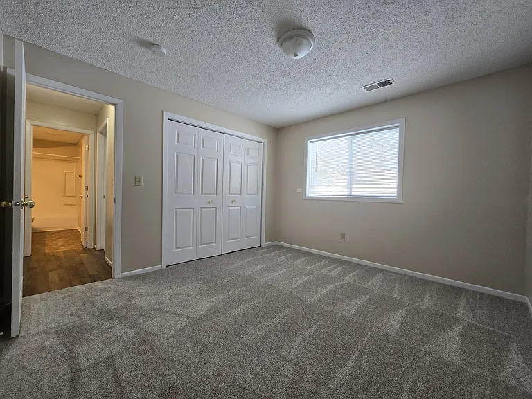 1450 Whispering Ct #4 — Photo 7