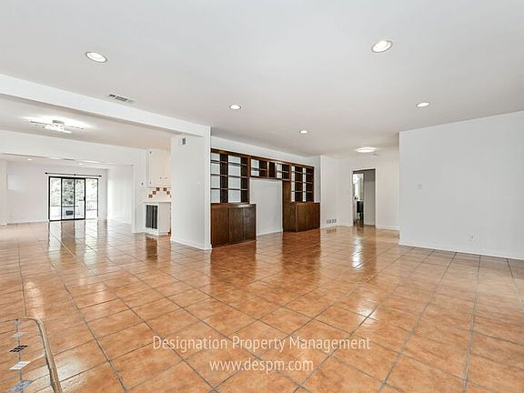 3rd image of 4519 El Prieto Rd