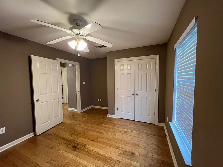 9240 & 9250 Lockhart Rd — Photo 31