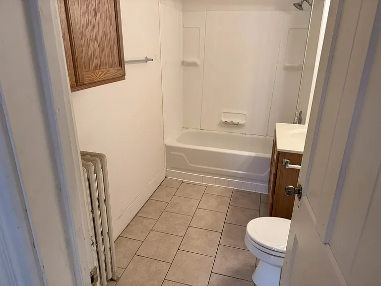608 Chippewa St — Photo 8