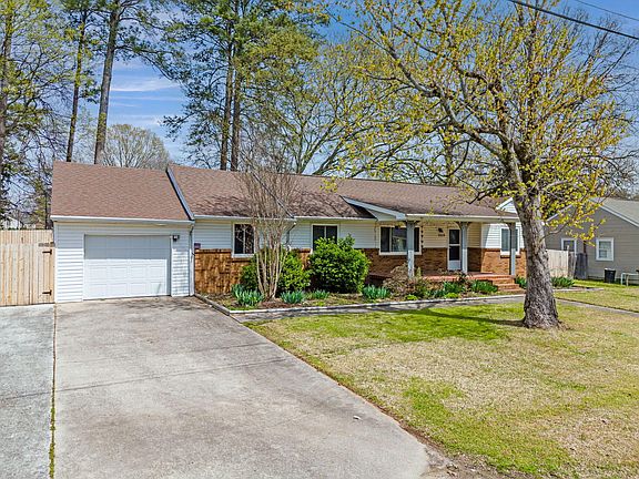2nd image of 5019 Newport Dr