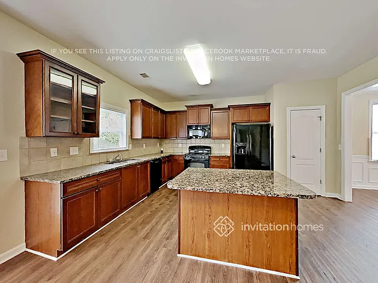 872 Preserve Park Dr — Photo 8