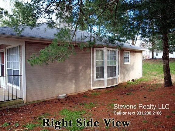 2nd image of 451 Oriole Dr