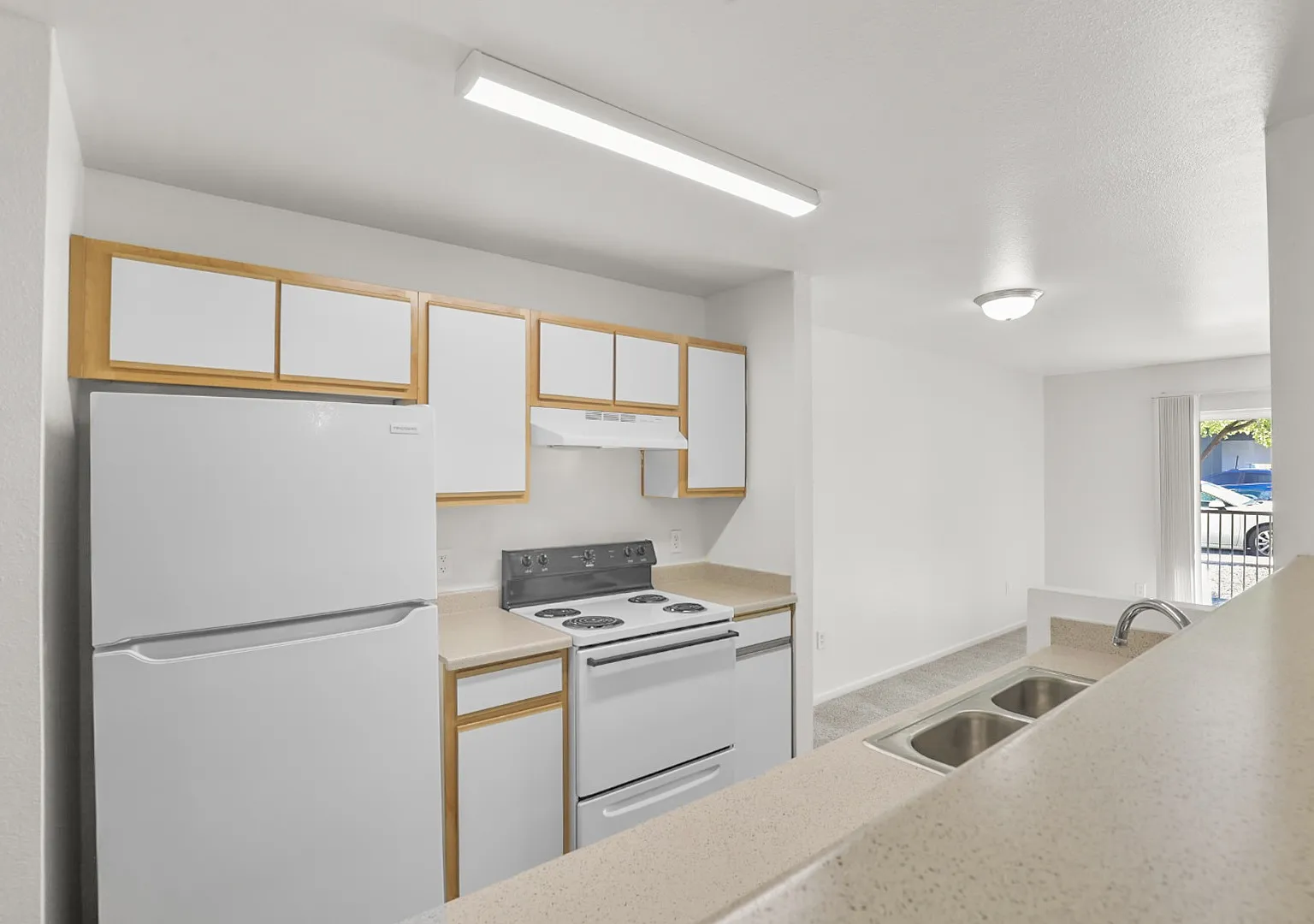 La Cantera Senior Apartments — Photo 3