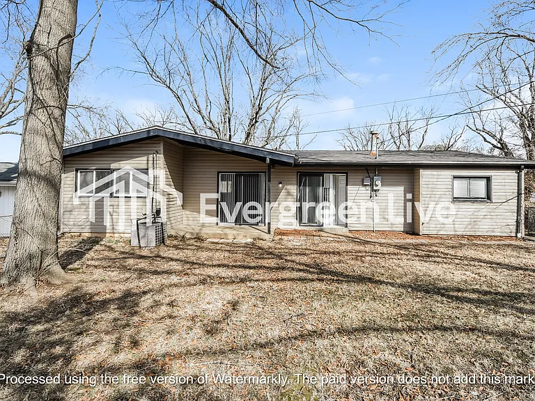 2480 Allen Dr — Photo 15