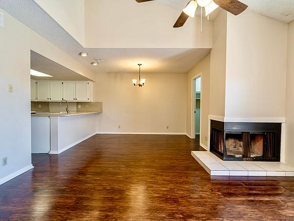 4th image of 4533 Bermuda Dr