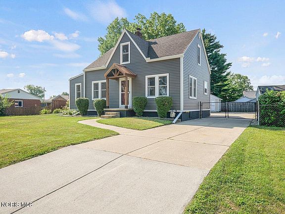 2nd image of 7019 Almaine Dr