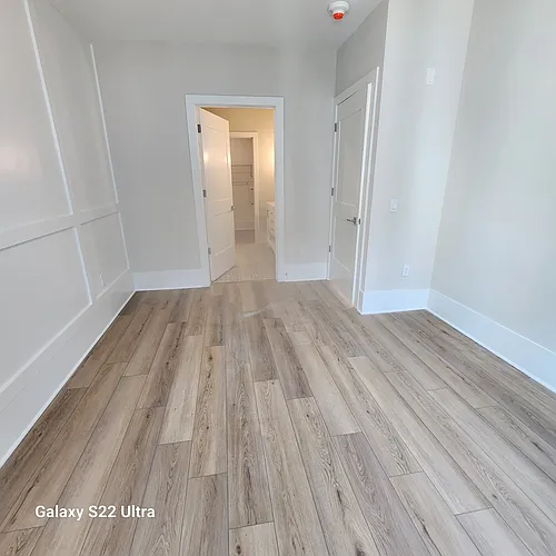215 2nd Ave Photo 1
