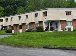 708 Cortland Dr #7H, Newburgh, NY 12550