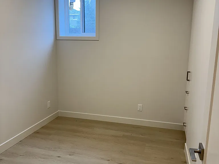 1301 Dorchester Ave #1 — Photo 6