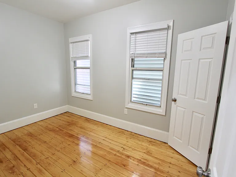 458 Saratoga St #2 — Photo 7