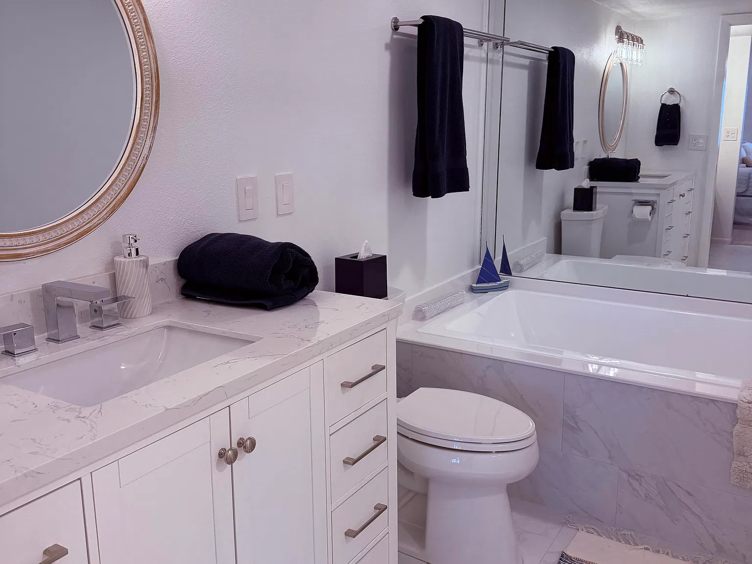 2 bed, 1465 sqft, $7,910 — Photo 3