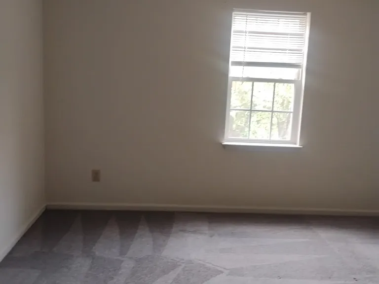 405-5 Farmer Rd #5-T — Photo 4