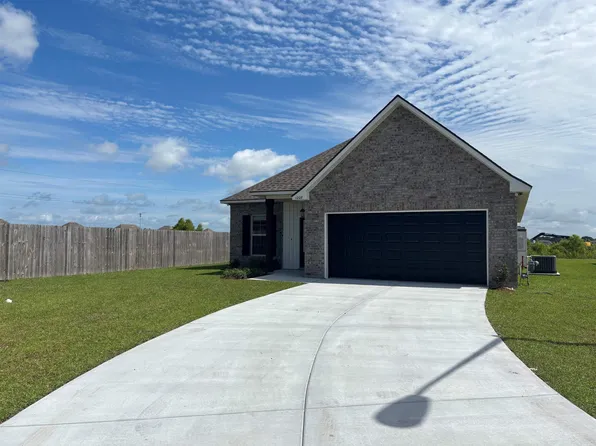1208 Tina St, Thibodaux, LA 70301