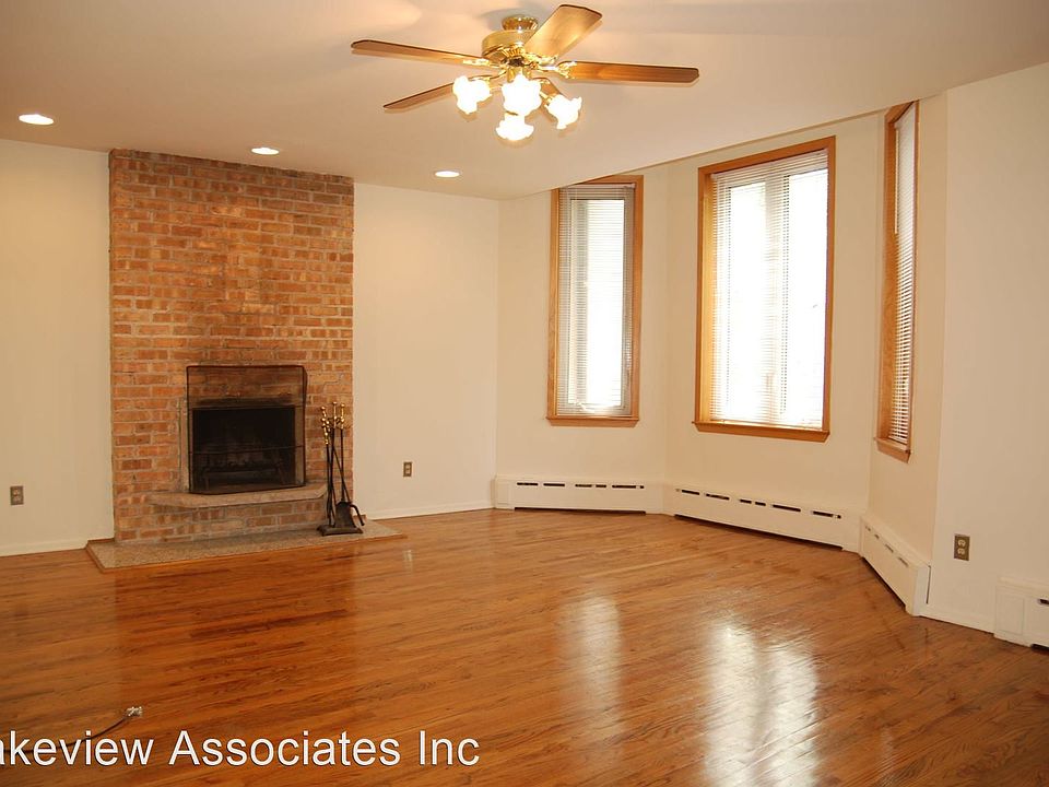 1st image of 534 W Belden Ave APT 2B