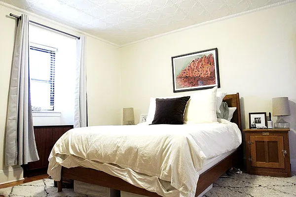 Rented by Twyford Real Estate | media 25