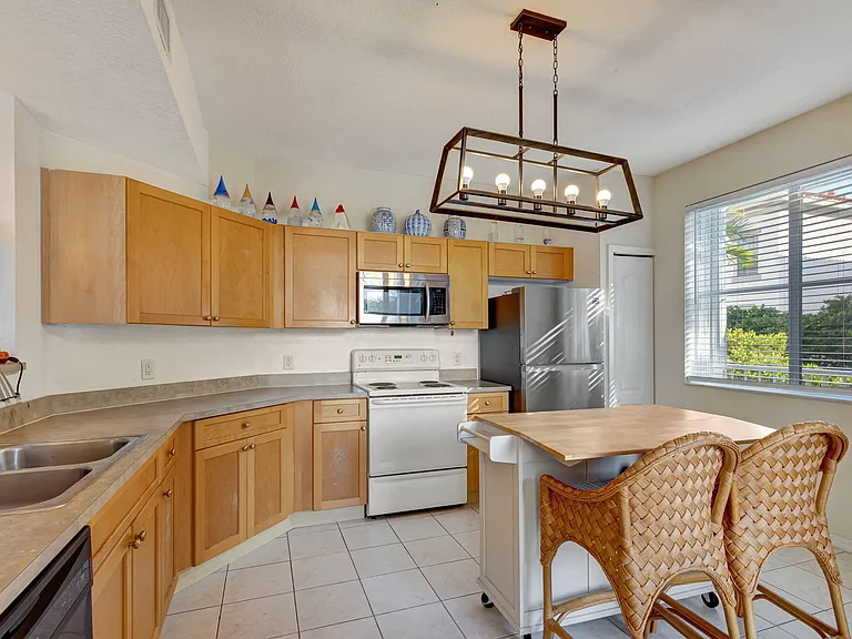 11023 Legacy Ln #204 — Photo 17