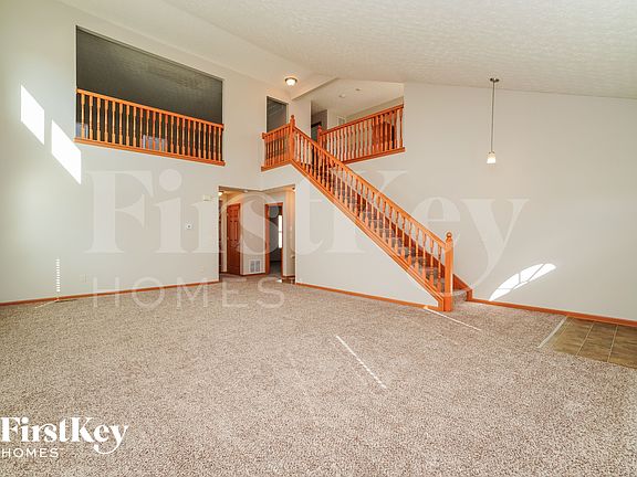 2nd image of 1213 Streamview Dr