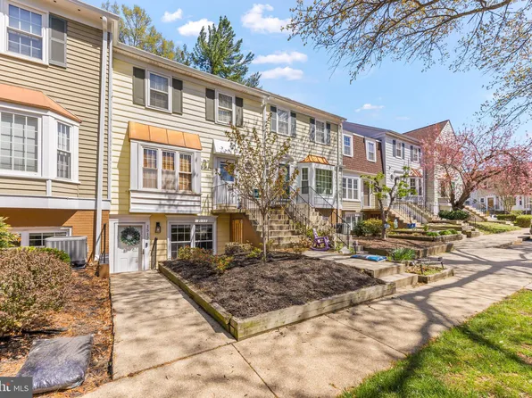 1512 Marlborough Ct, Crofton, MD 21114