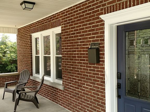 4th image of 37 Maplewood Dr