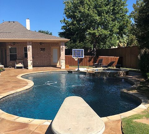 3rd image of 6100 Valleywood Dr